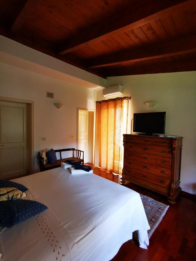 La Ginestra Bed & Breakfast Trani Exterior photo